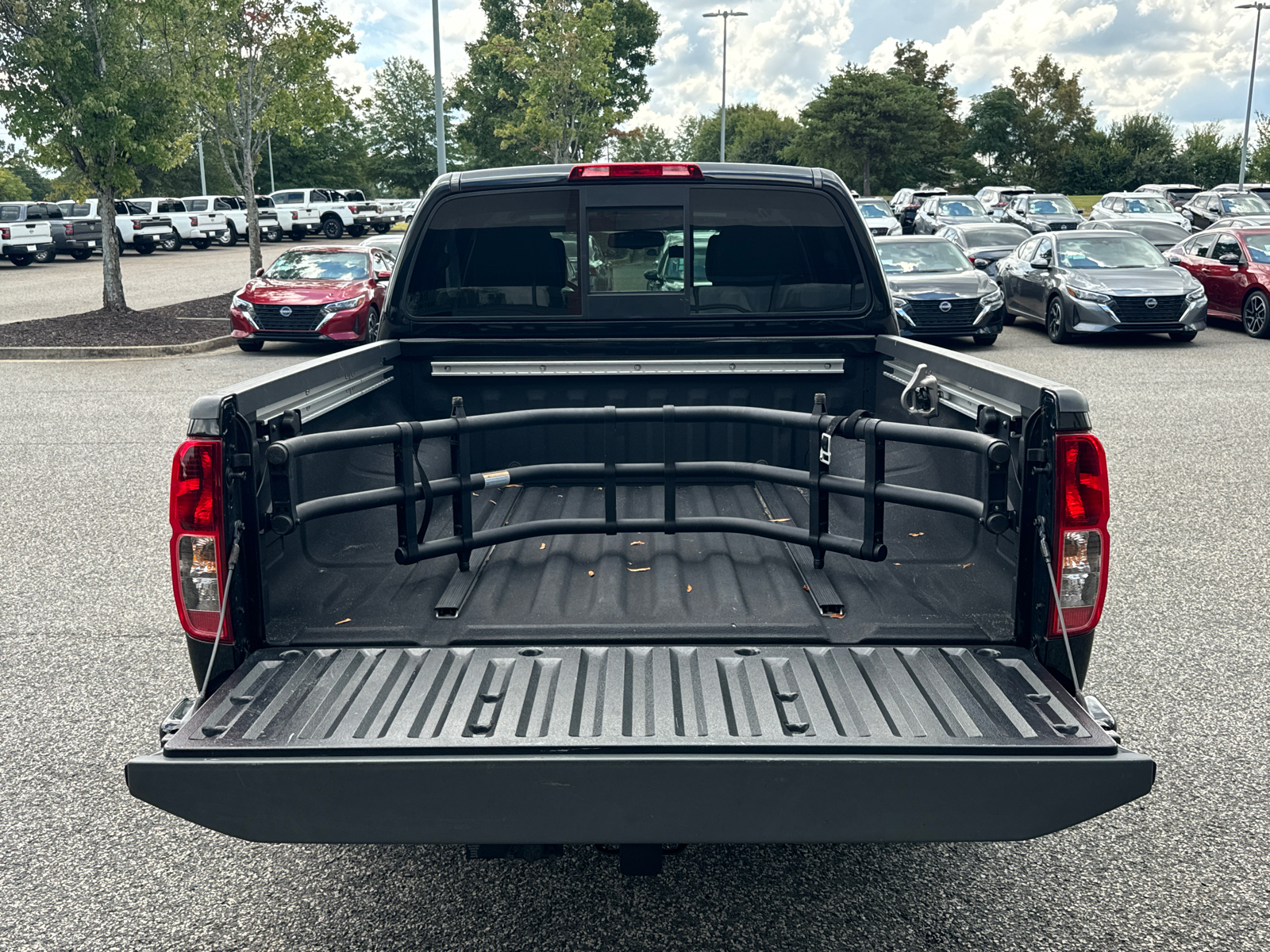 2020 Nissan Frontier SV 18