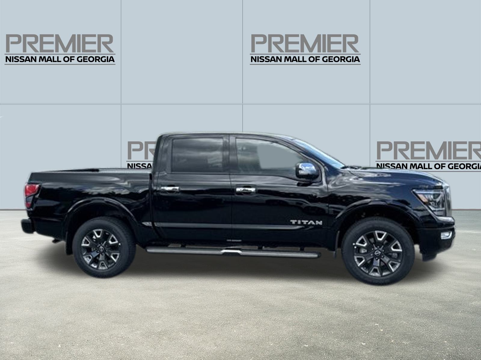 2024 Nissan Titan Platinum Reserve 7