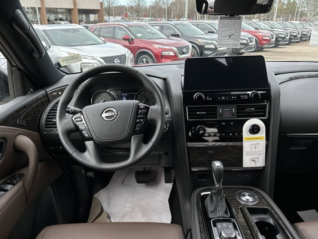 2024 Nissan Armada Platinum 22