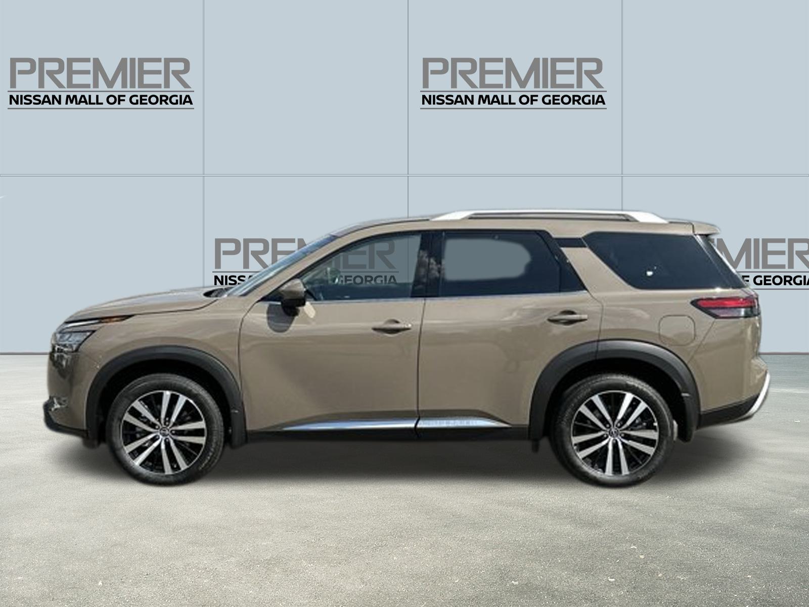 2024 Nissan Pathfinder Platinum 2