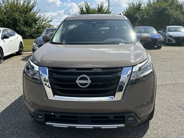 2024 Nissan Pathfinder Platinum 10