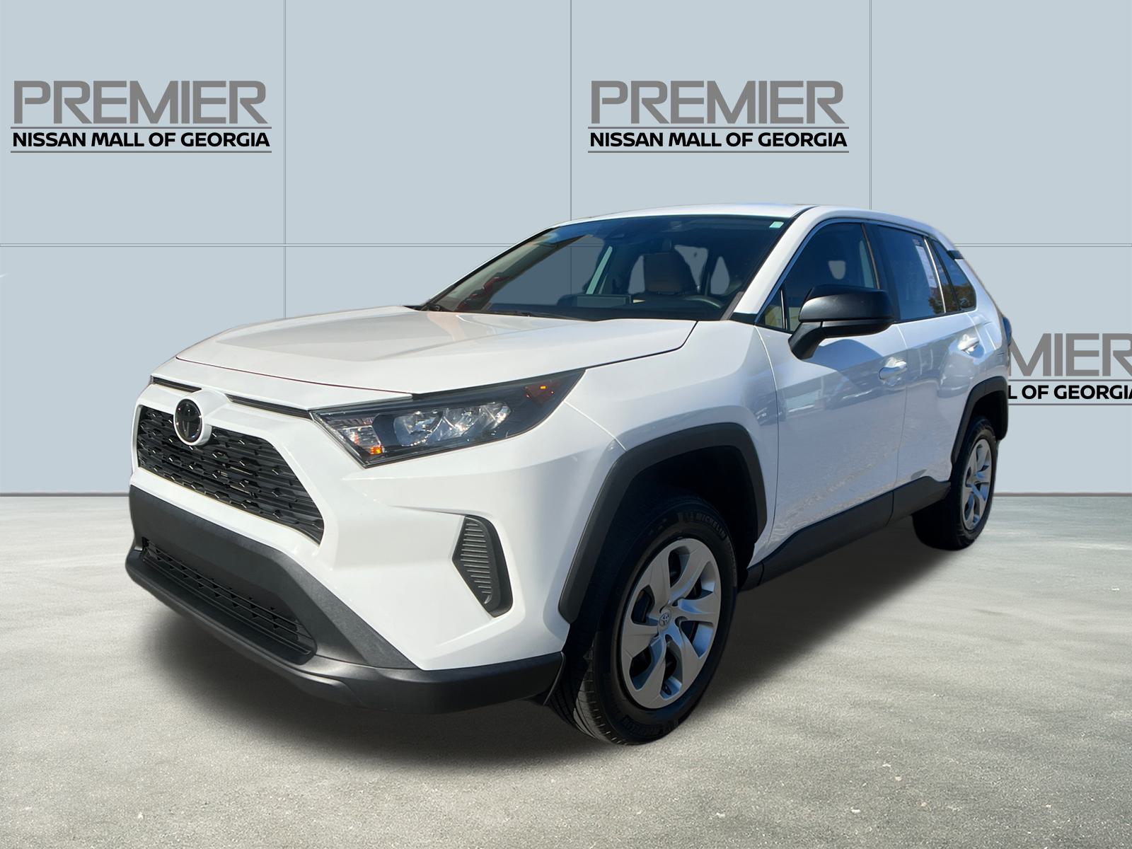 2022 Toyota RAV4 LE 1