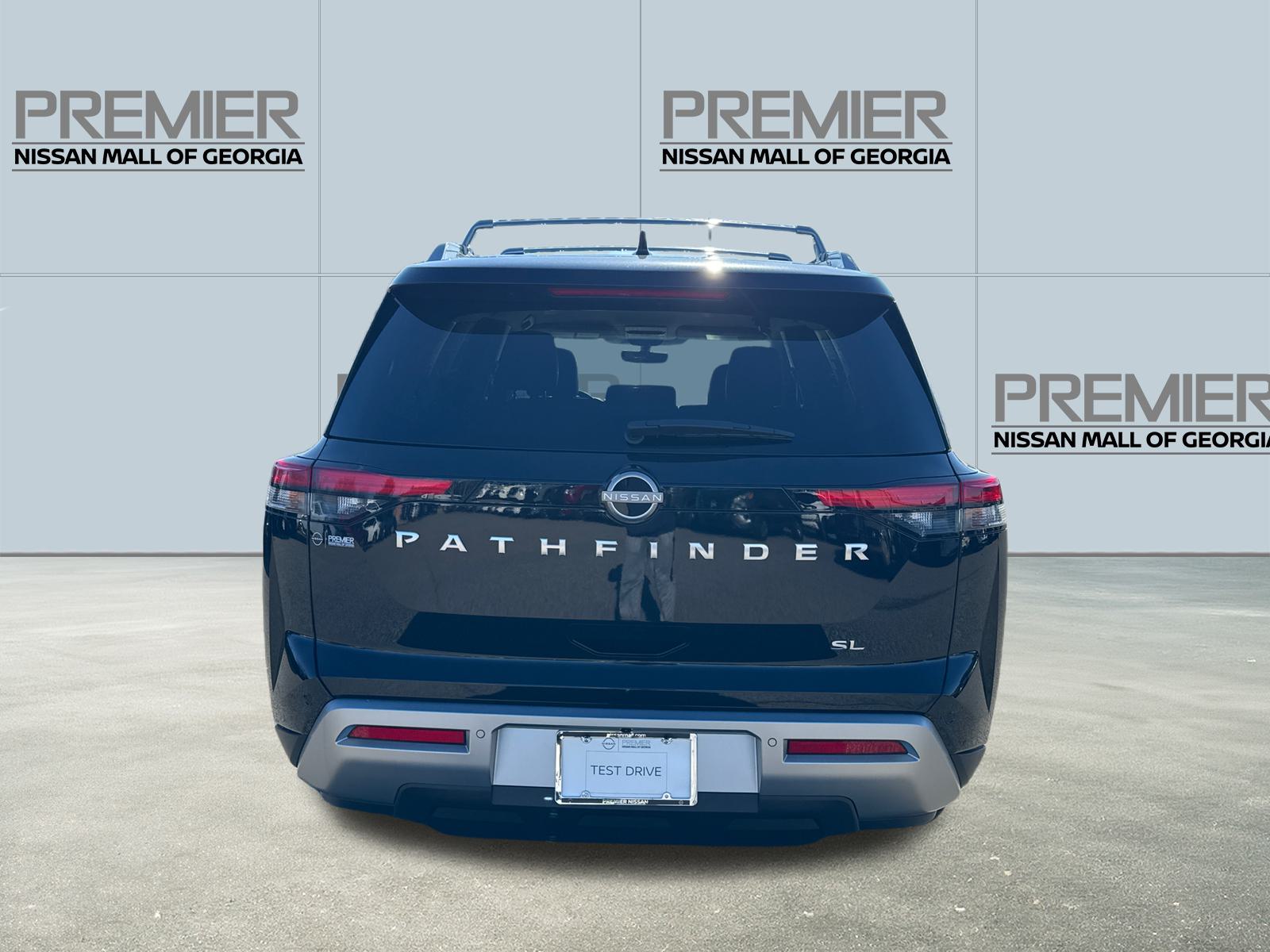 2025 Nissan Pathfinder SL 6