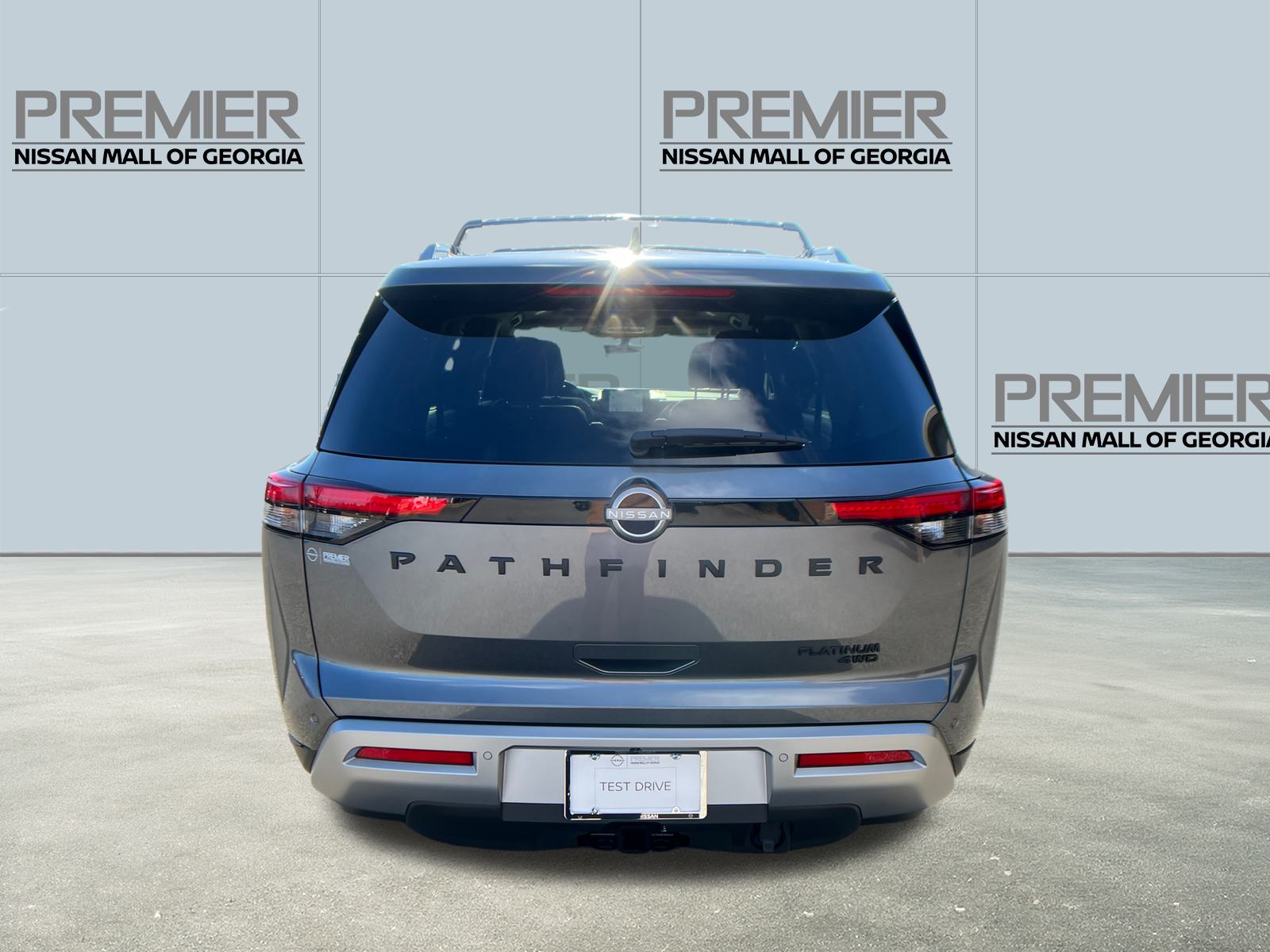 2025 Nissan Pathfinder Platinum 6