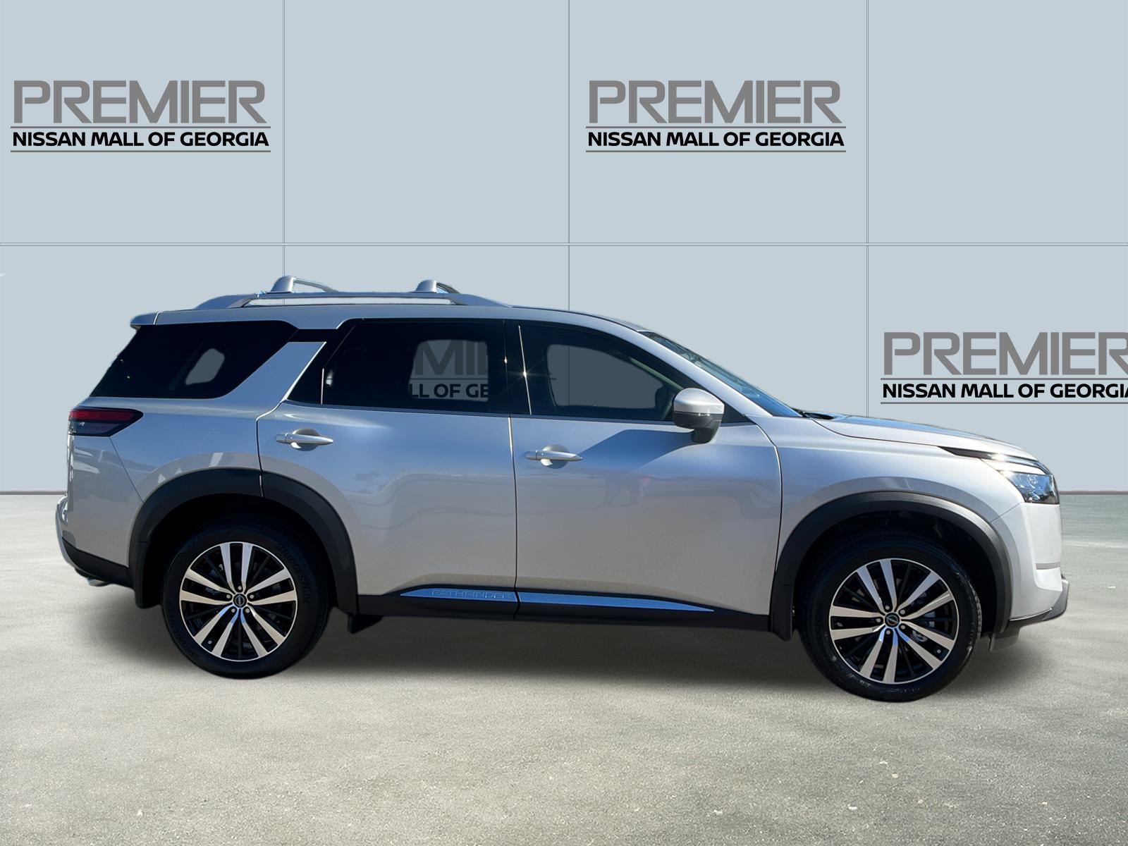 2025 Nissan Pathfinder Platinum 4