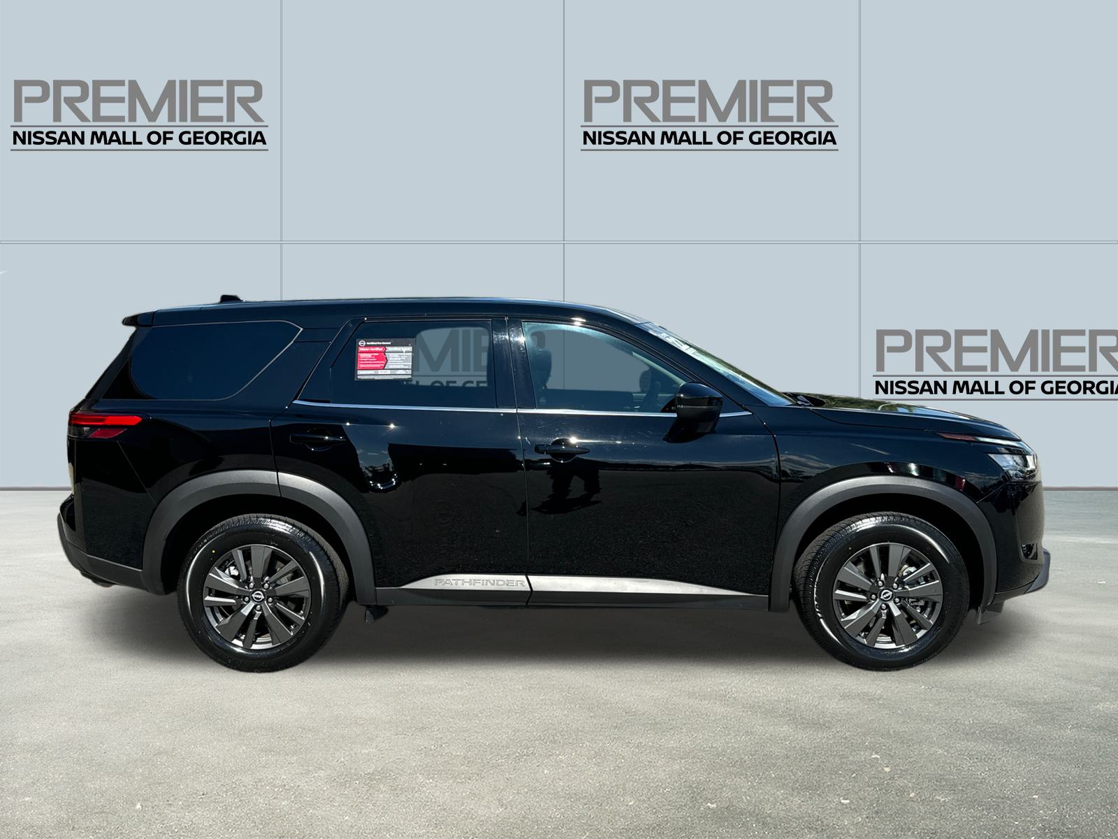 2022 Nissan Pathfinder S 4