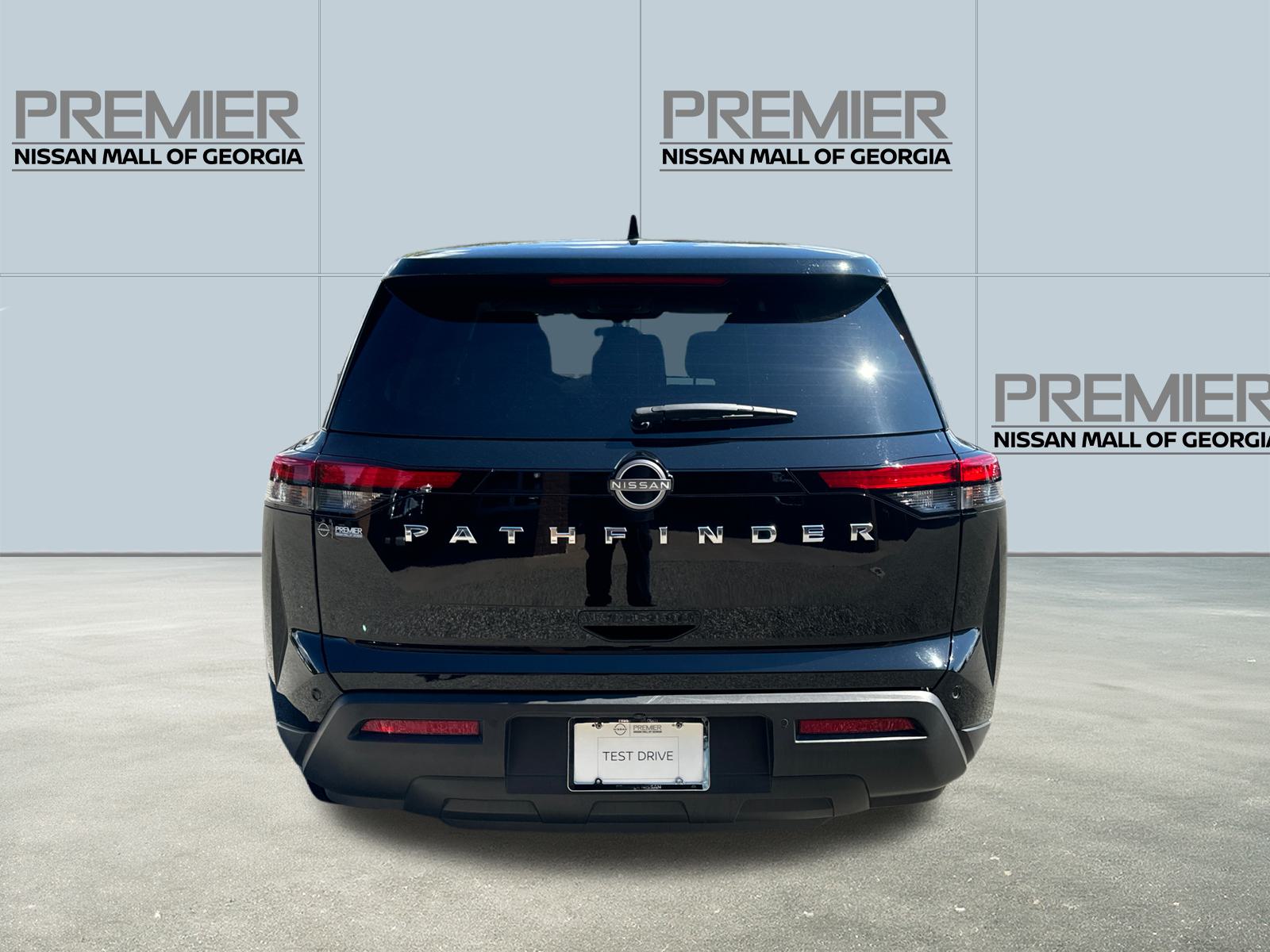 2022 Nissan Pathfinder S 6