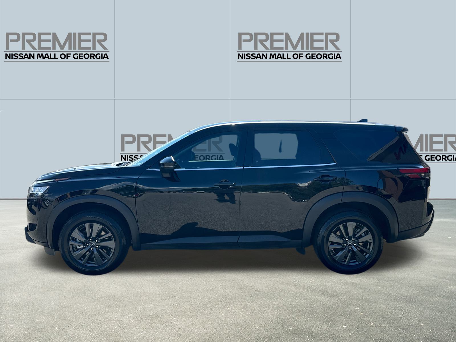 2022 Nissan Pathfinder S 8