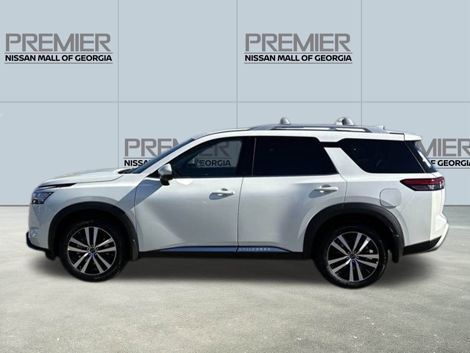 2024 Nissan Pathfinder Platinum 2