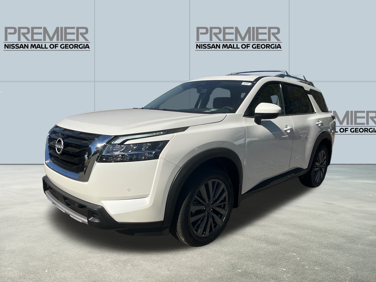 2024 Nissan Pathfinder SL 1