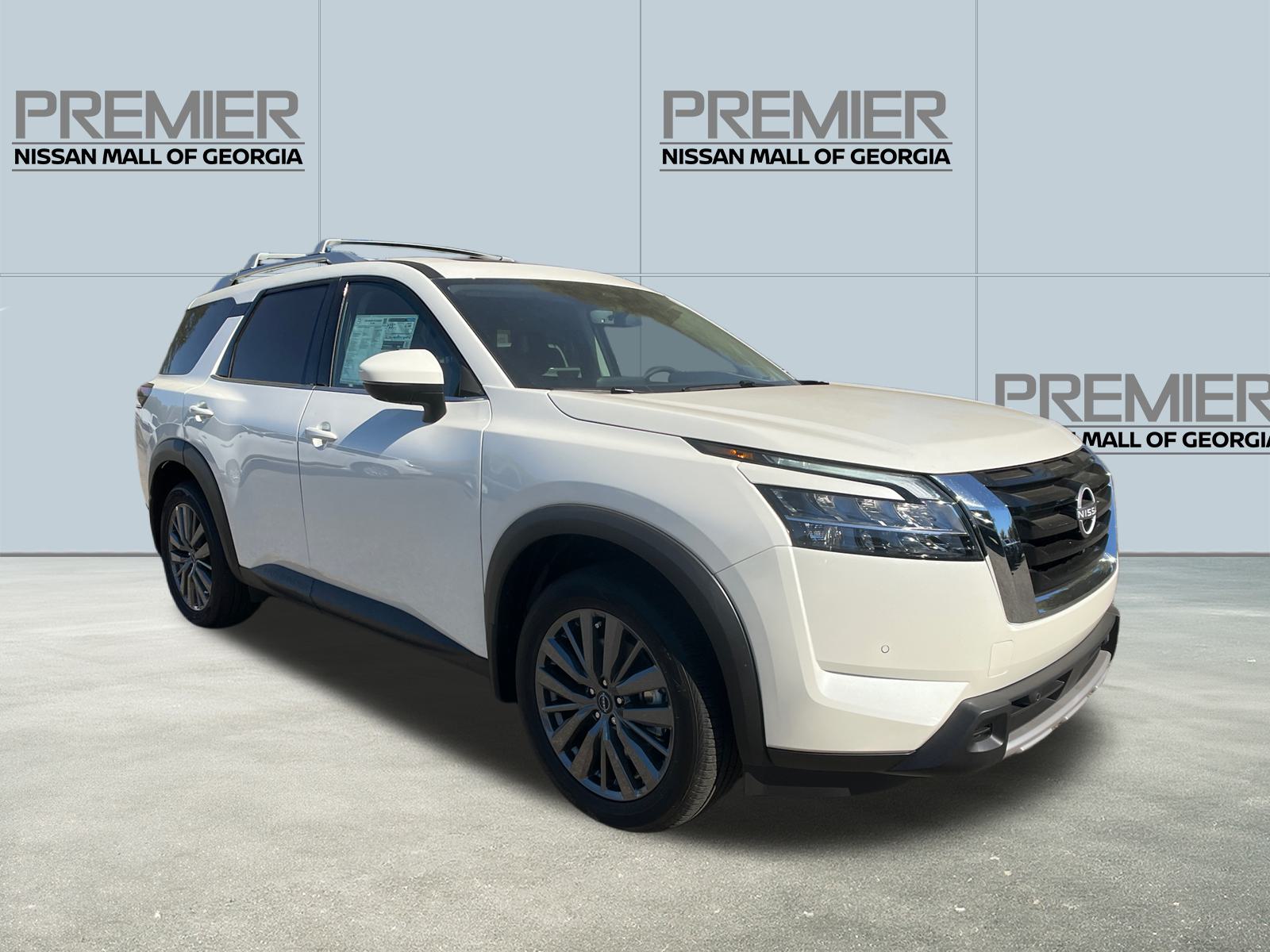 2024 Nissan Pathfinder SL 3