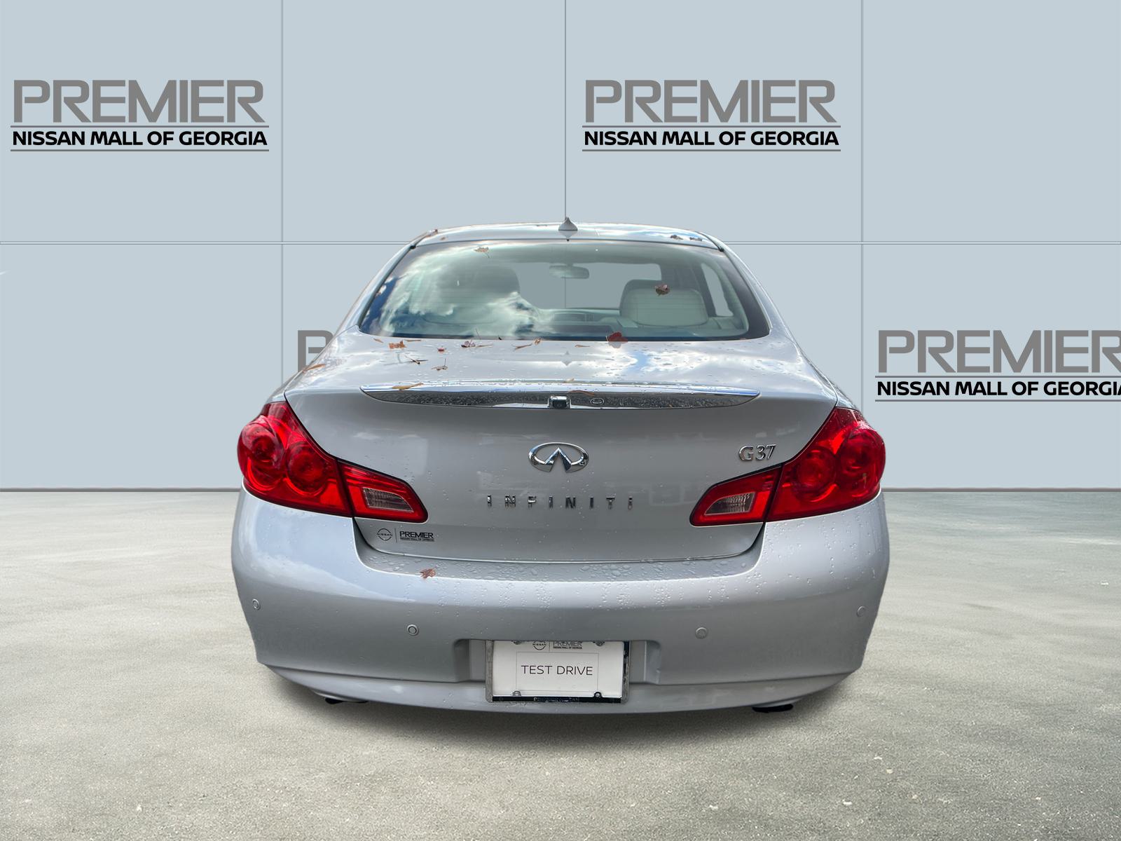 2011 INFINITI G37 Journey 6