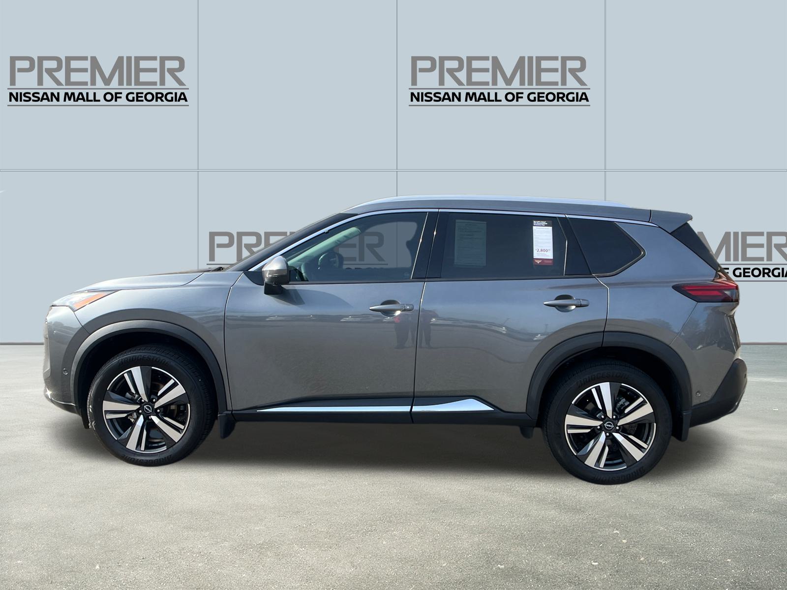 2023 Nissan Rogue SL 8