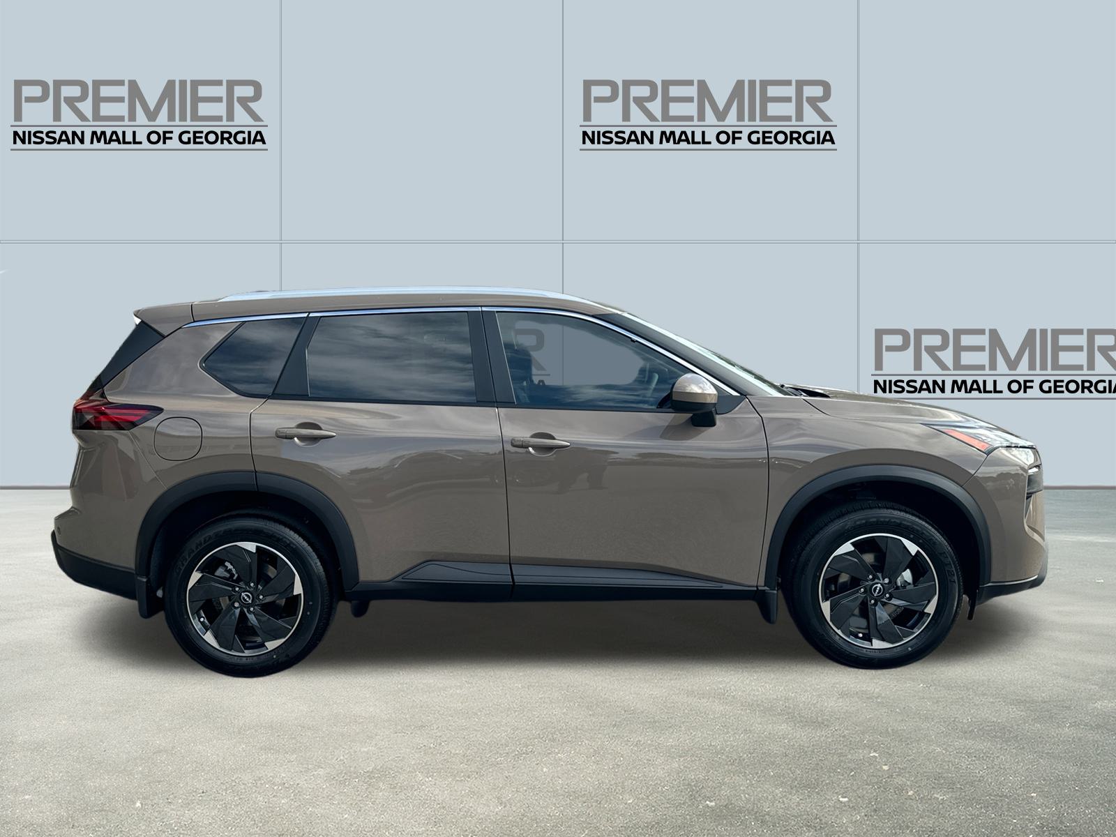 2024 Nissan Rogue SV 4