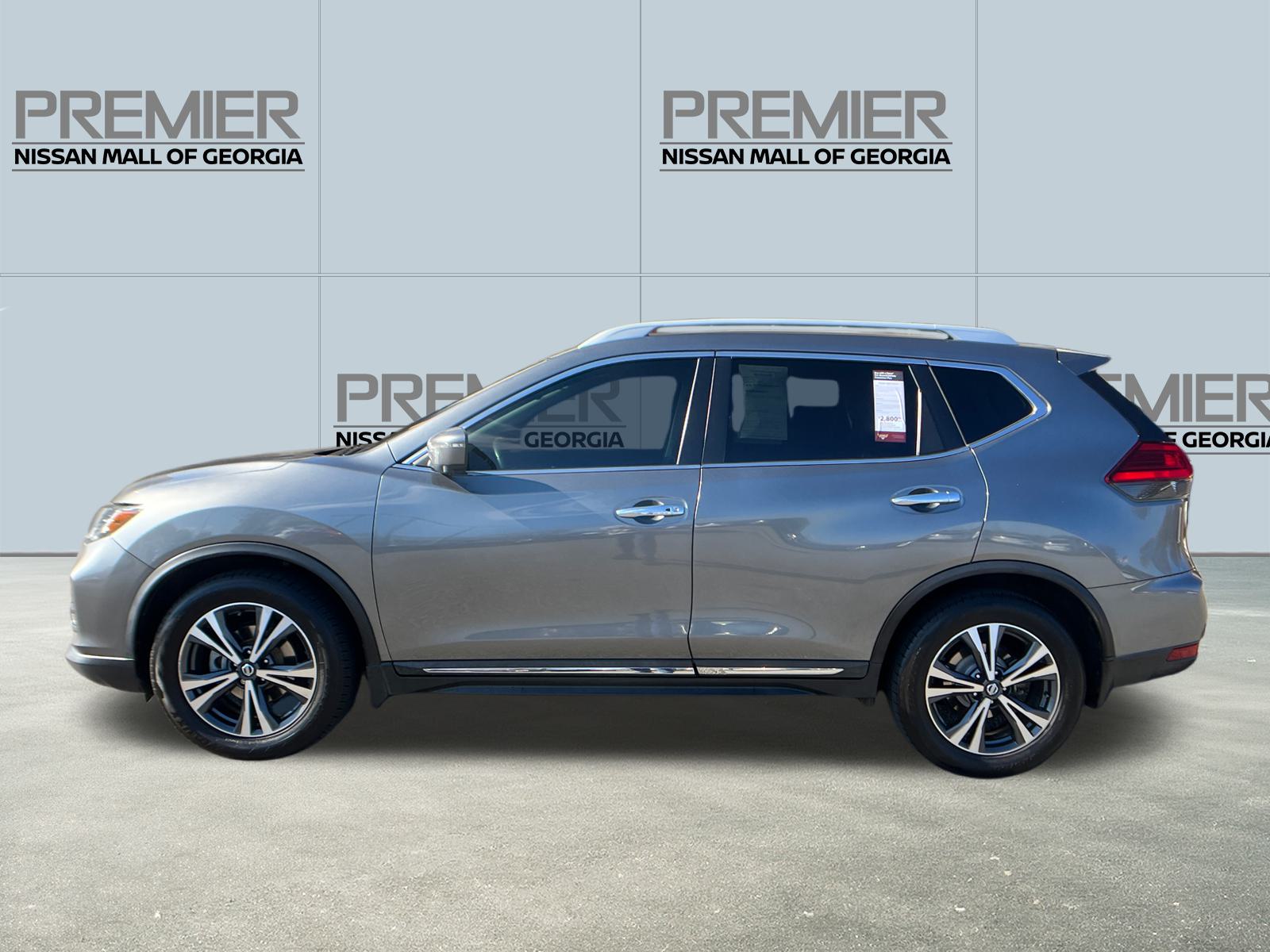 2017 Nissan Rogue SL 8