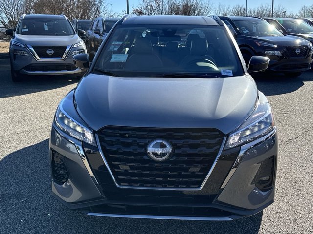 2024 Nissan Kicks SR 10