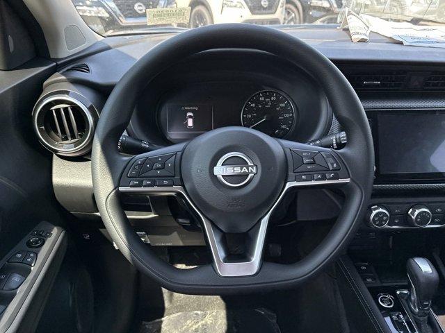 2024 Nissan Kicks SV 20