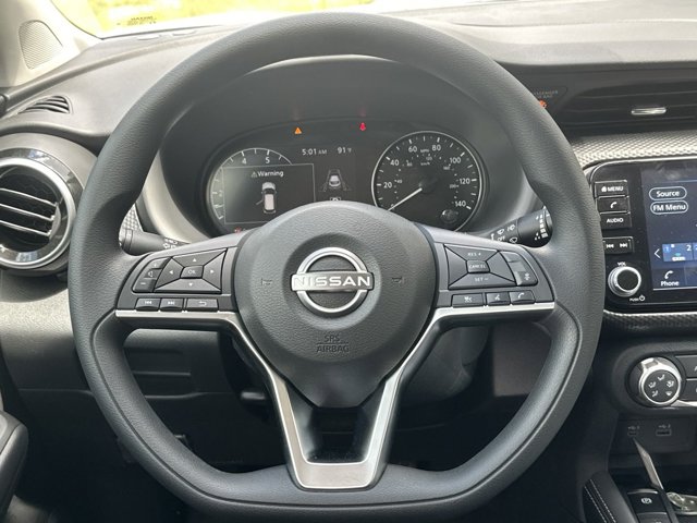 2024 Nissan Kicks SV 18