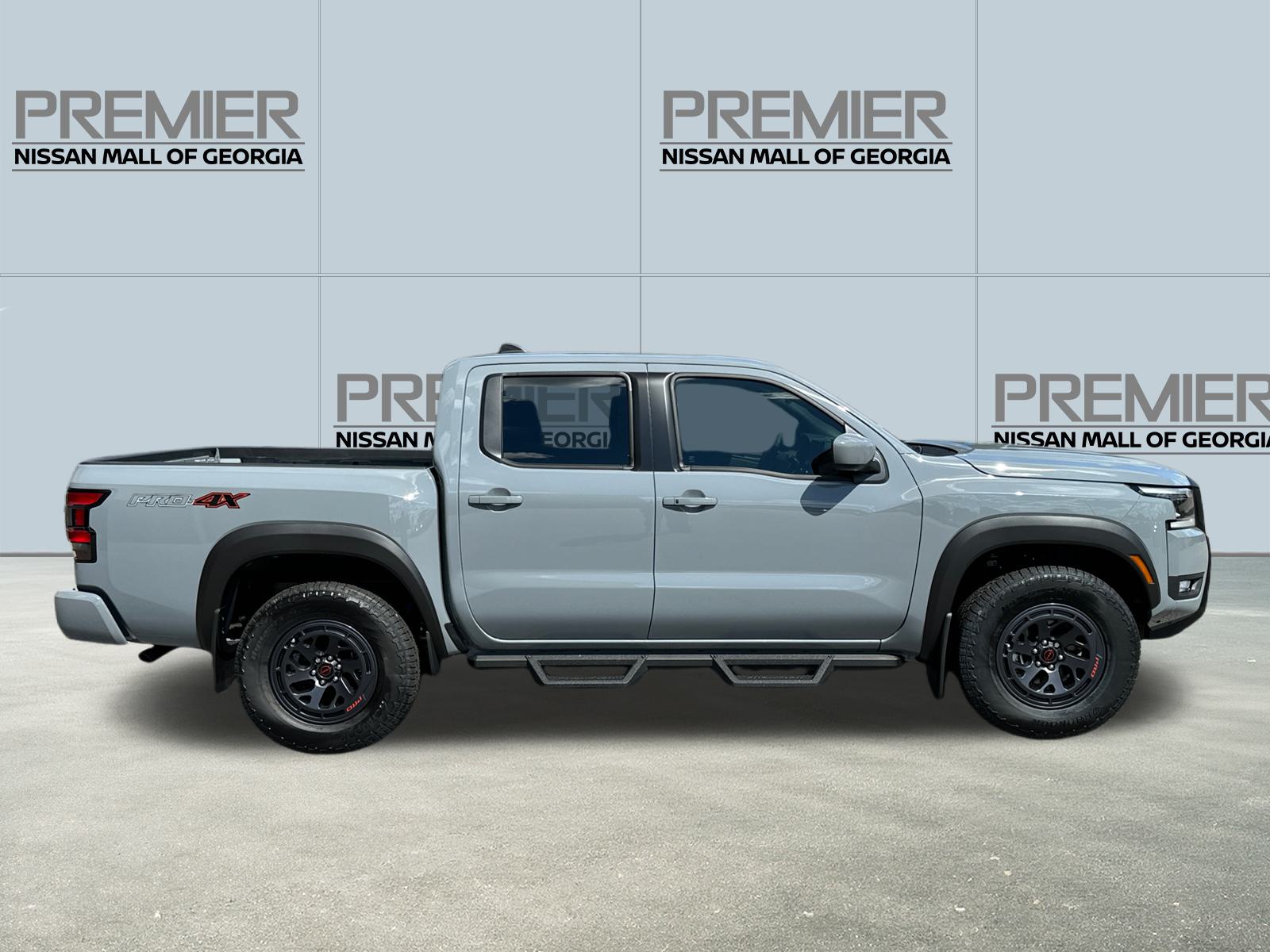 2025 Nissan Frontier PRO-4X 4