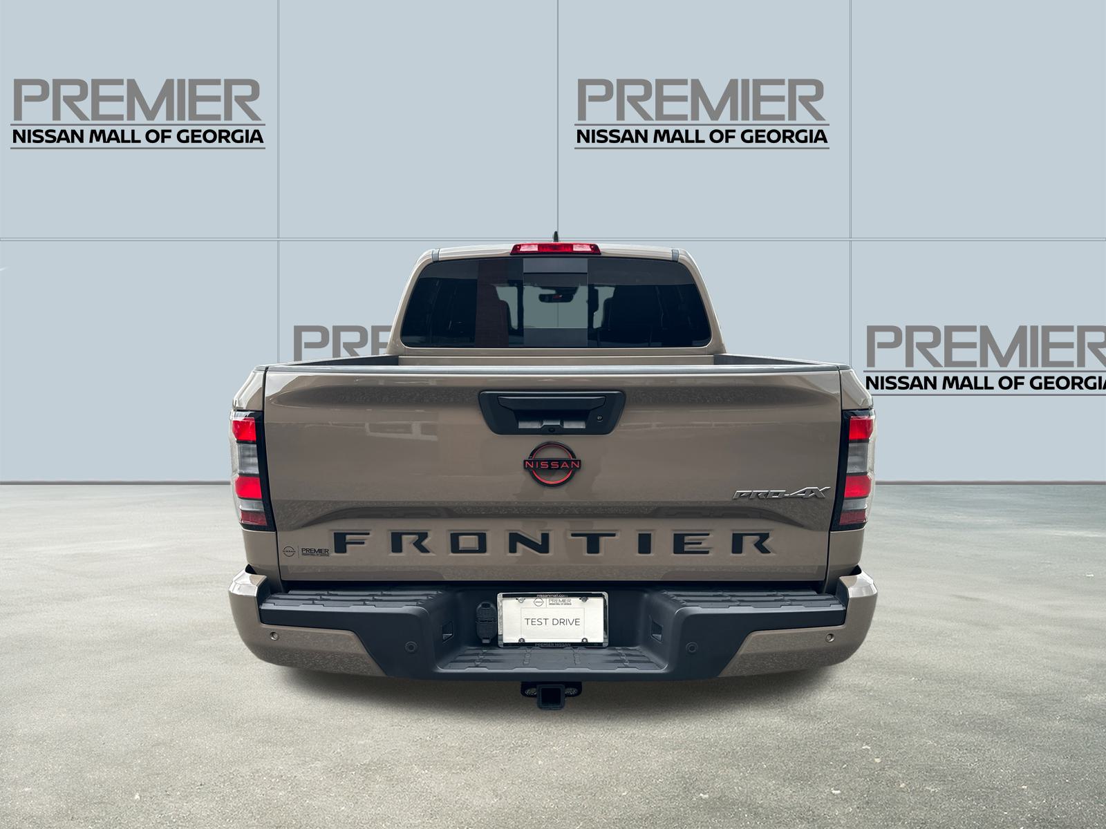 2023 Nissan Frontier PRO-4X 6