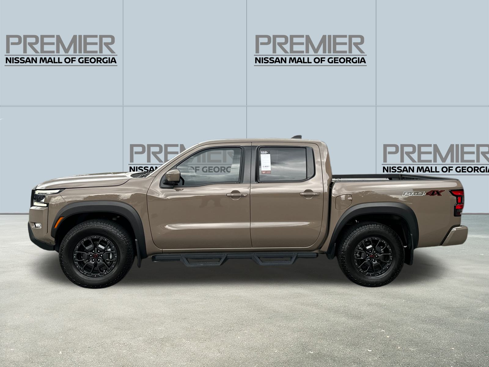 2023 Nissan Frontier PRO-4X 8