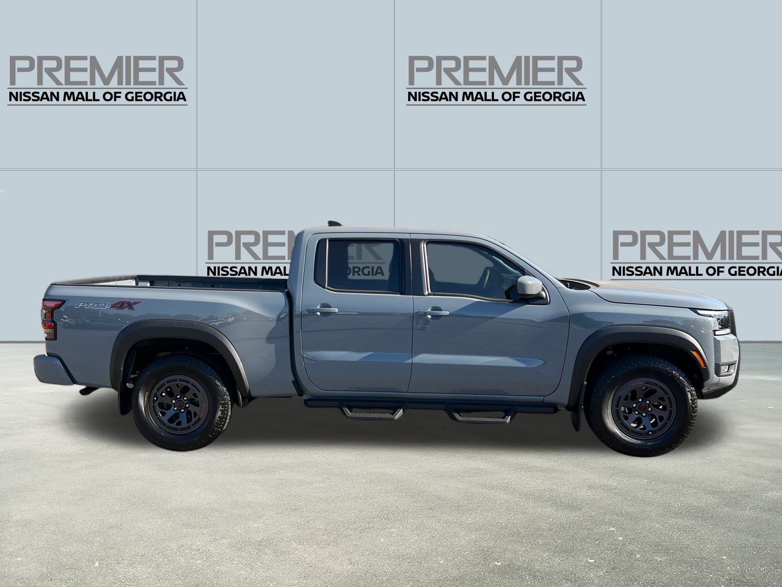 2025 Nissan Frontier PRO-4X 4