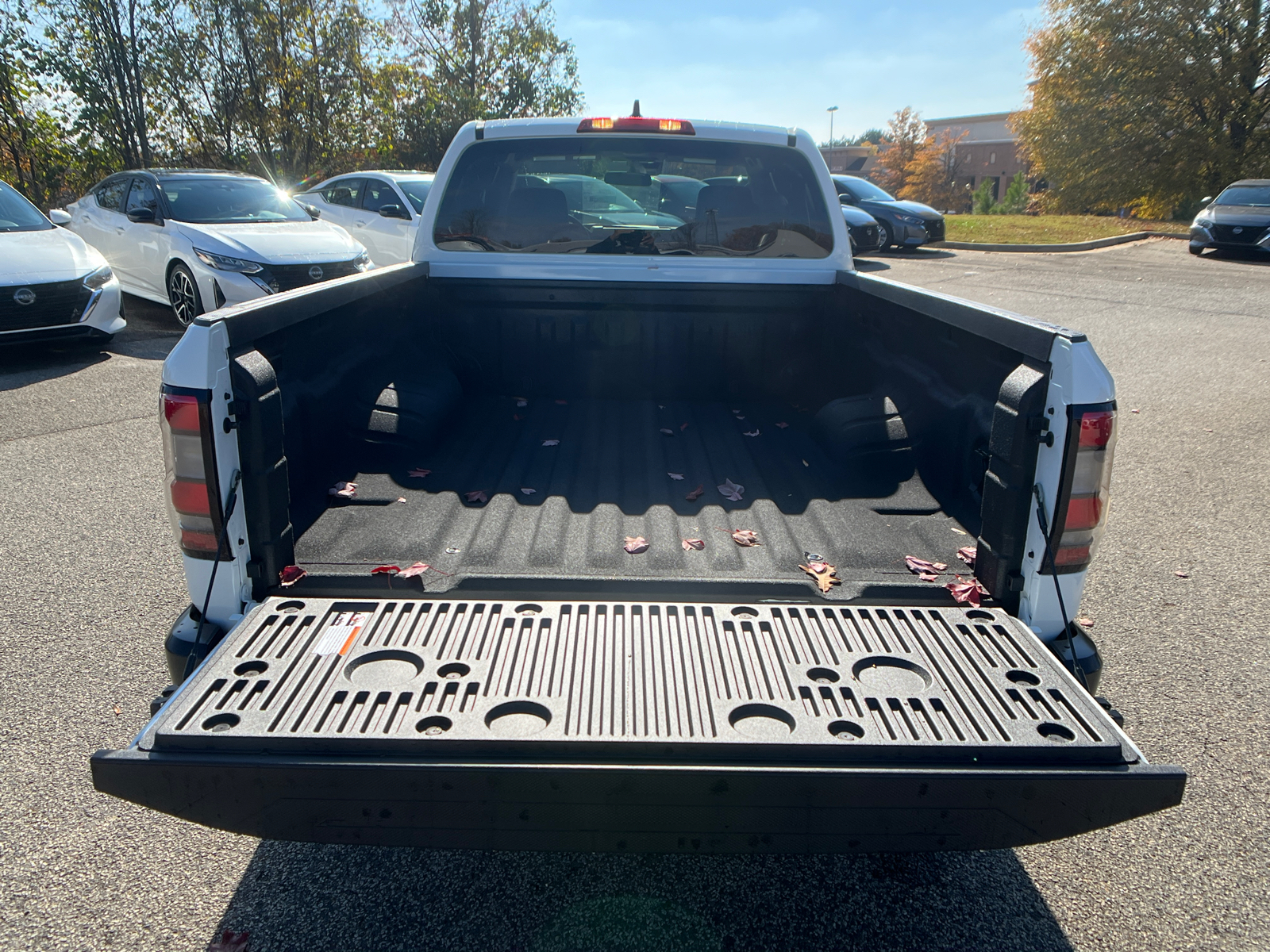 2025 Nissan Frontier S 7