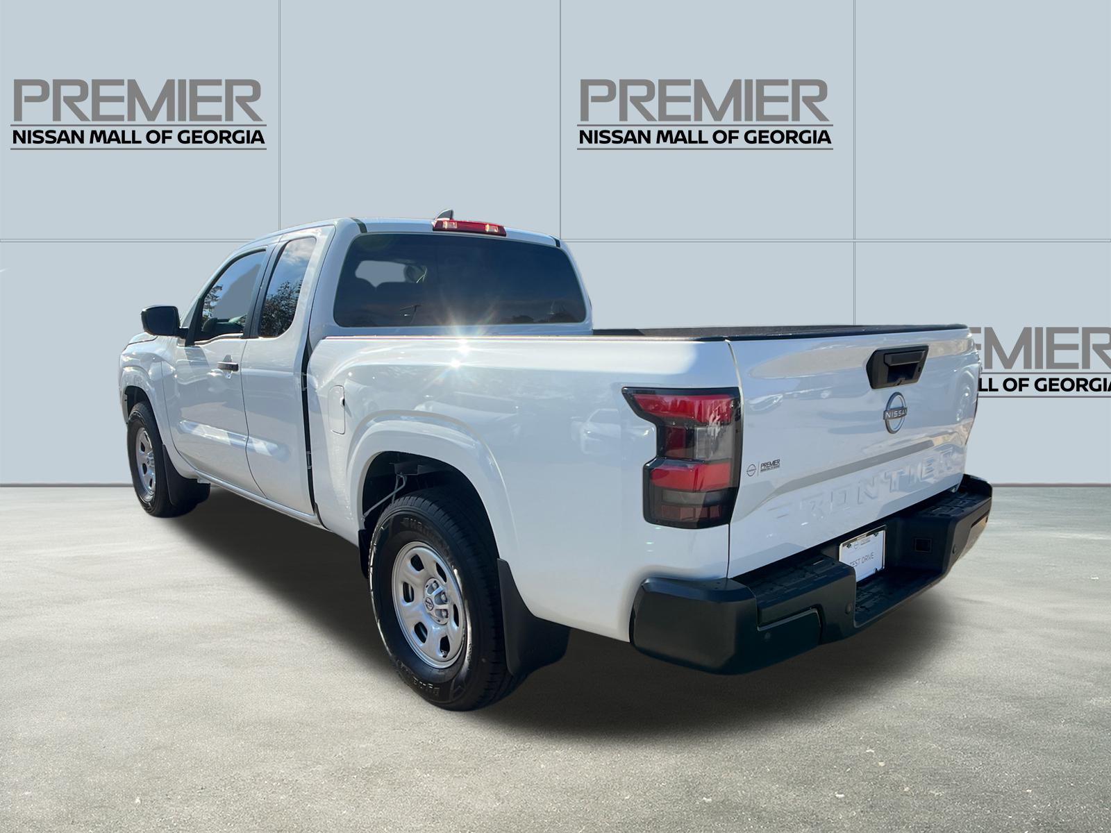 2025 Nissan Frontier S 8