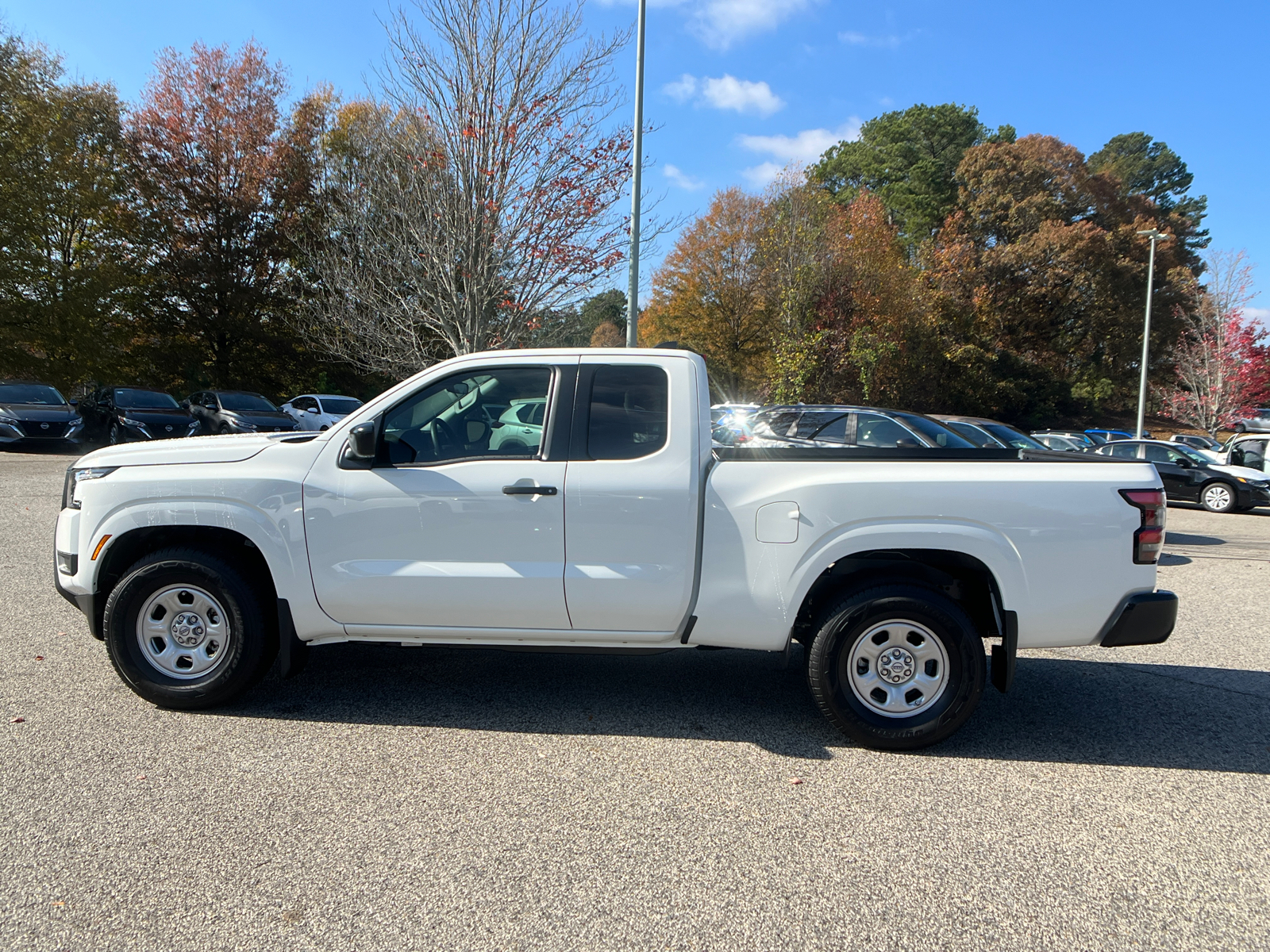 2025 Nissan Frontier S 9