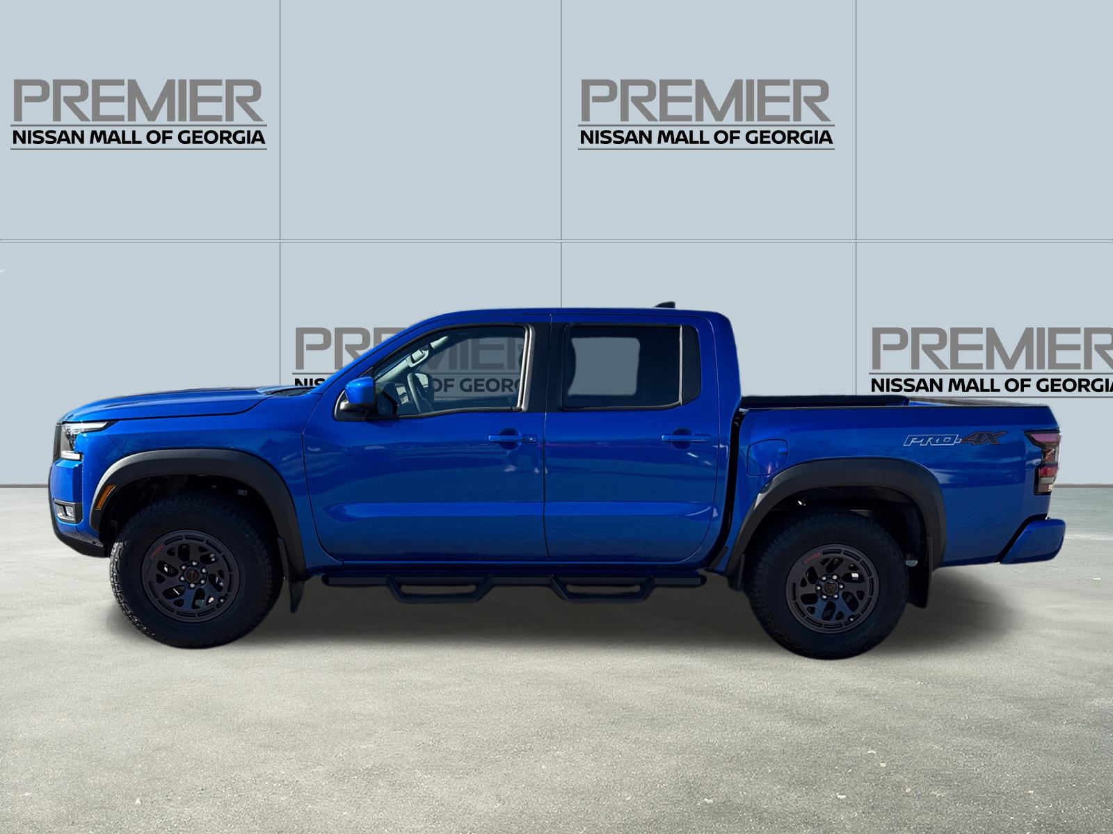 2025 Nissan Frontier PRO-4X 8