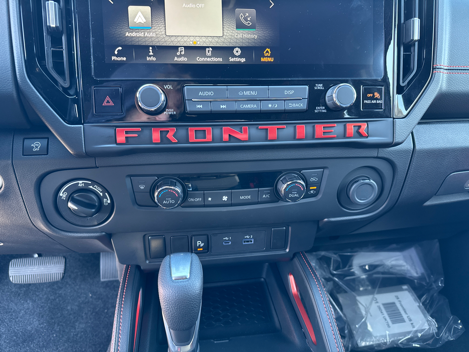 2025 Nissan Frontier PRO-4X 30