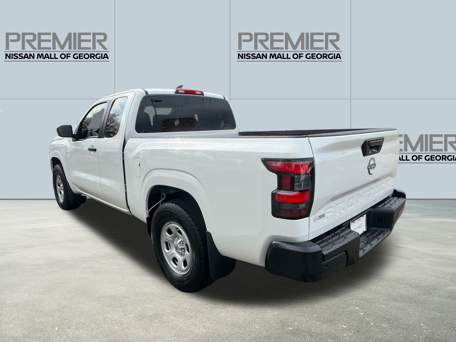 2025 Nissan Frontier S 8