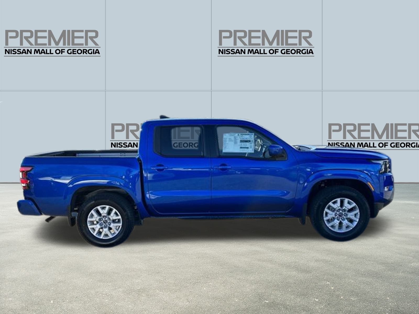 2024 Nissan Frontier SV 8