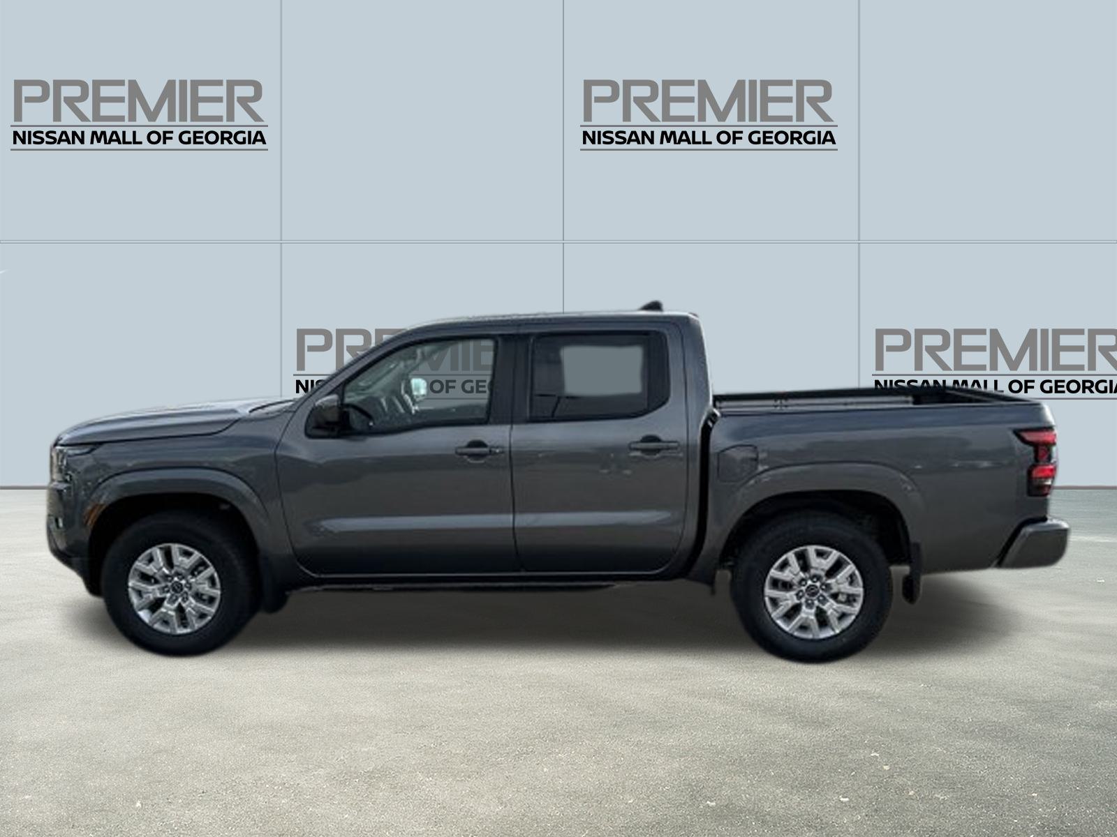 2024 Nissan Frontier SV 2