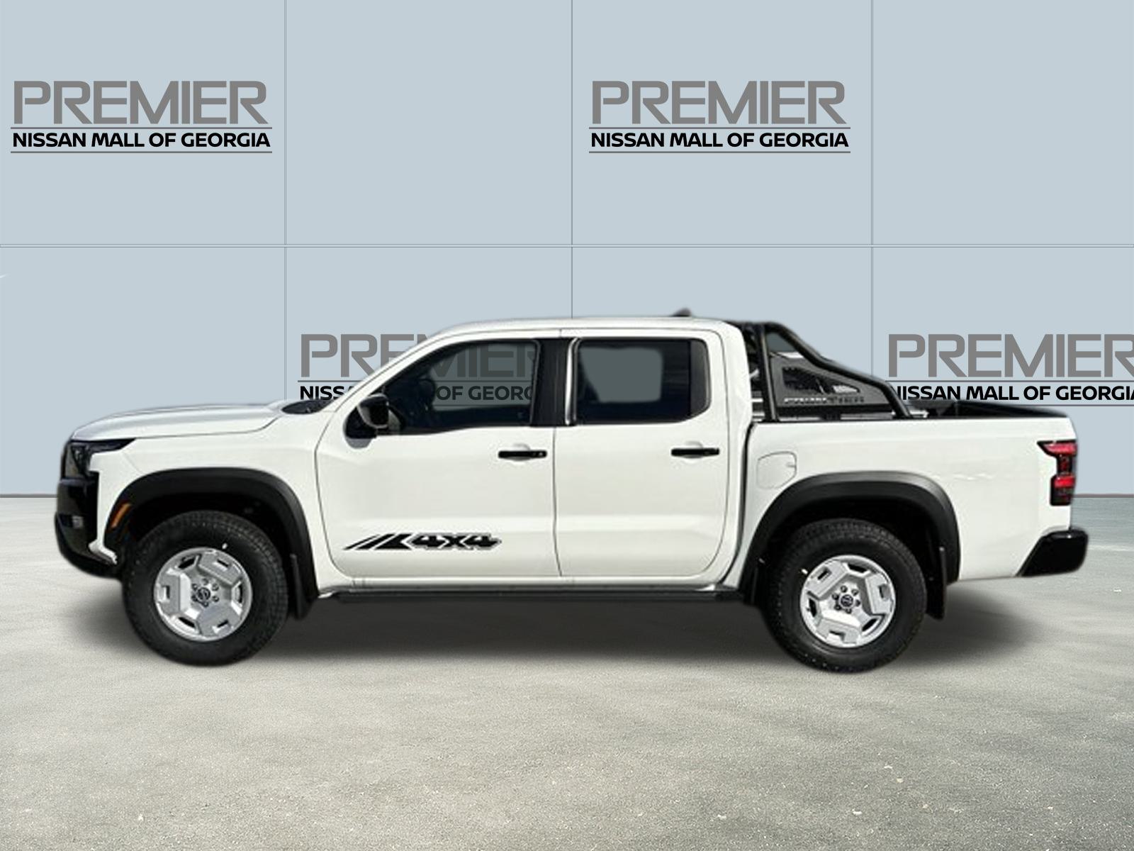 2024 Nissan Frontier SV 2