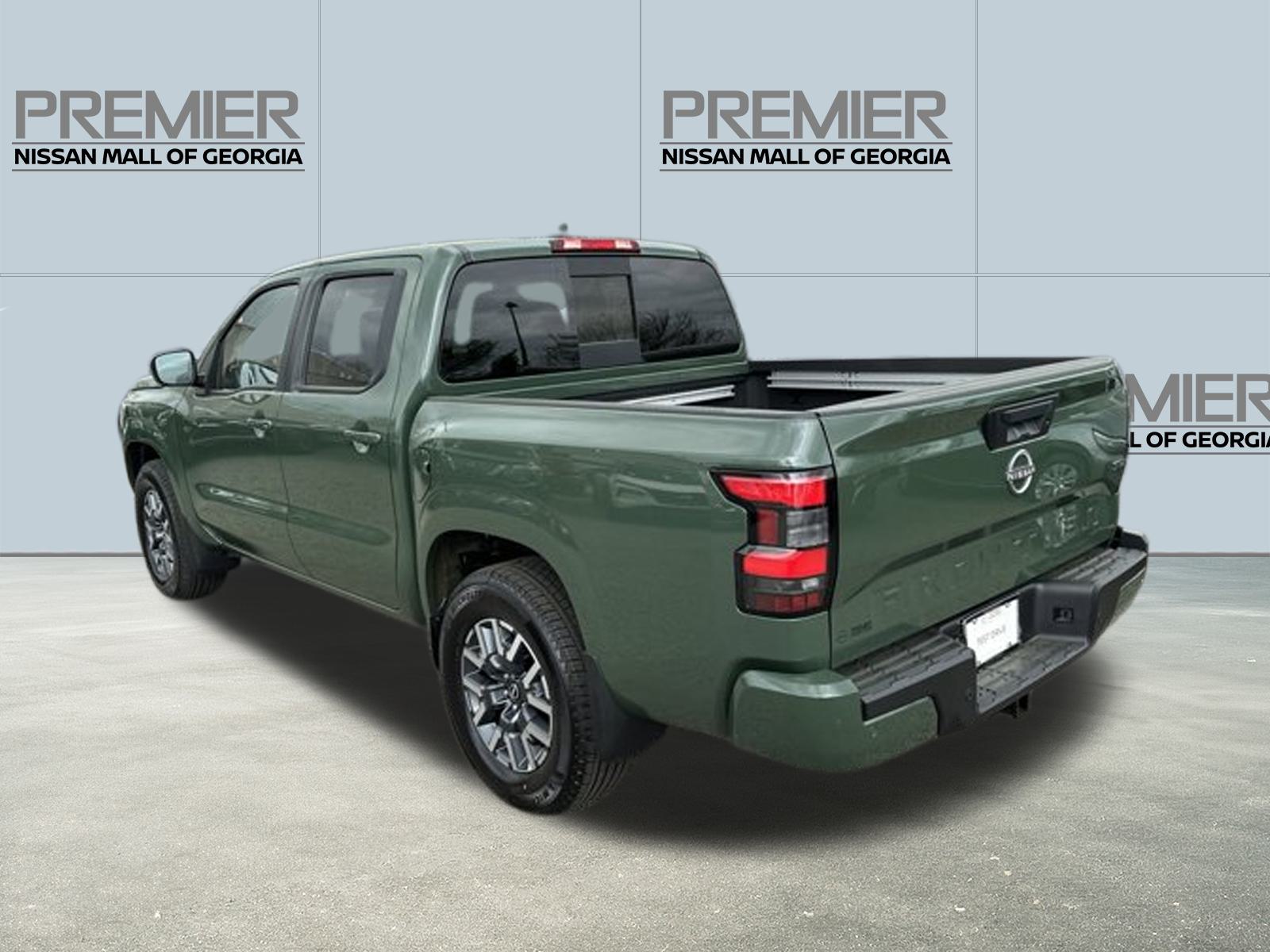 2024 Nissan Frontier SL 3