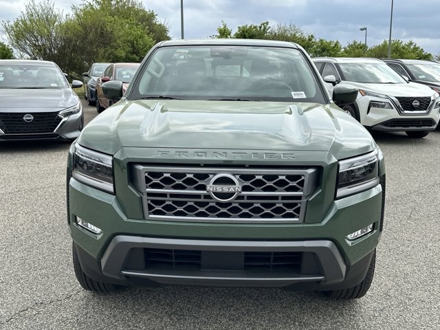 2024 Nissan Frontier SL 10