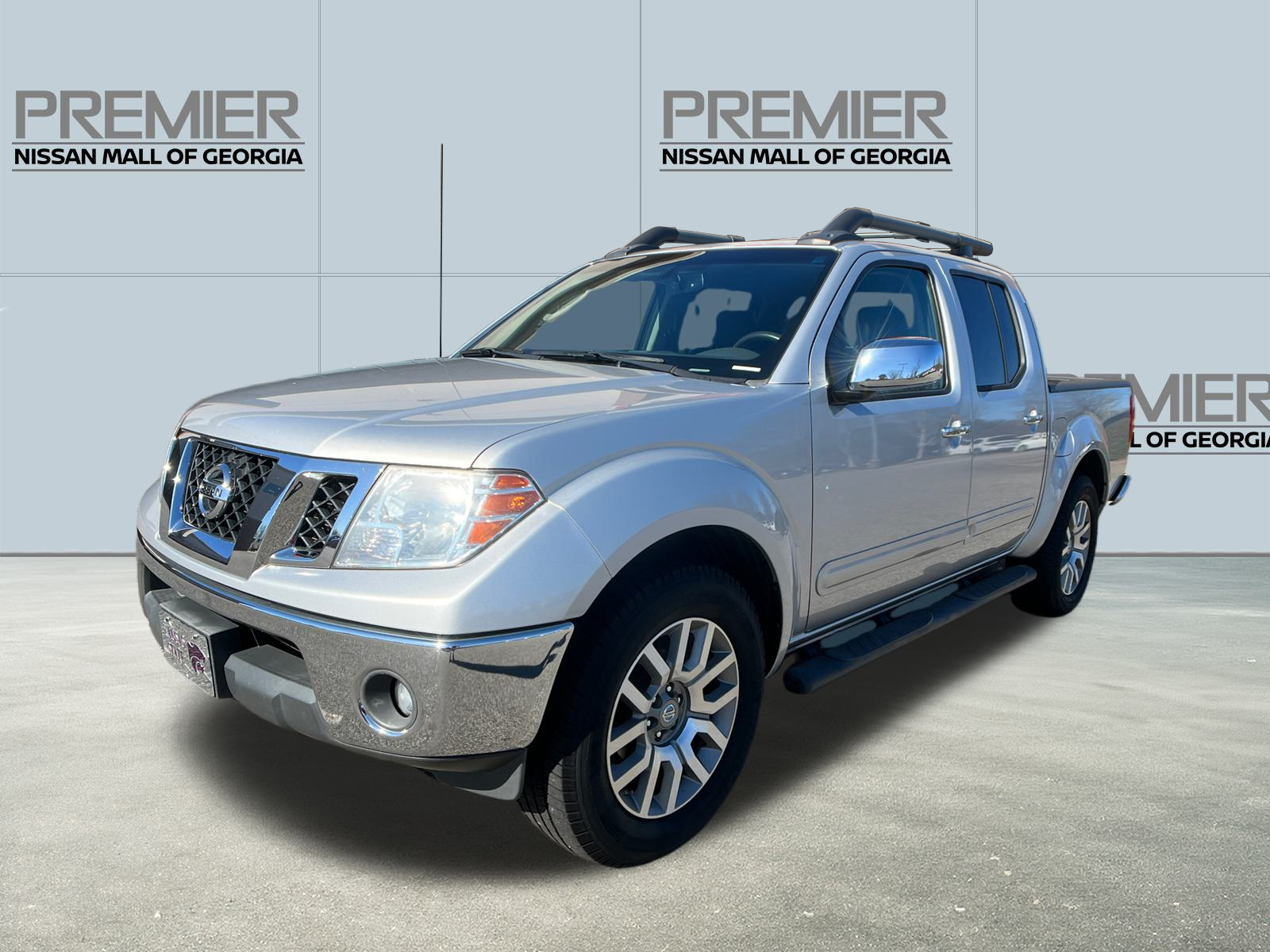 2010 Nissan Frontier LE 1