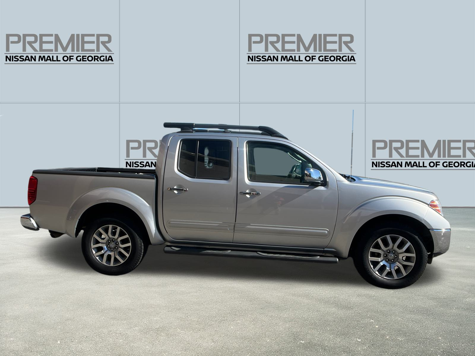 2010 Nissan Frontier LE 4