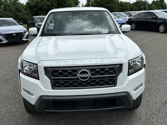 2024 Nissan Frontier SV 15