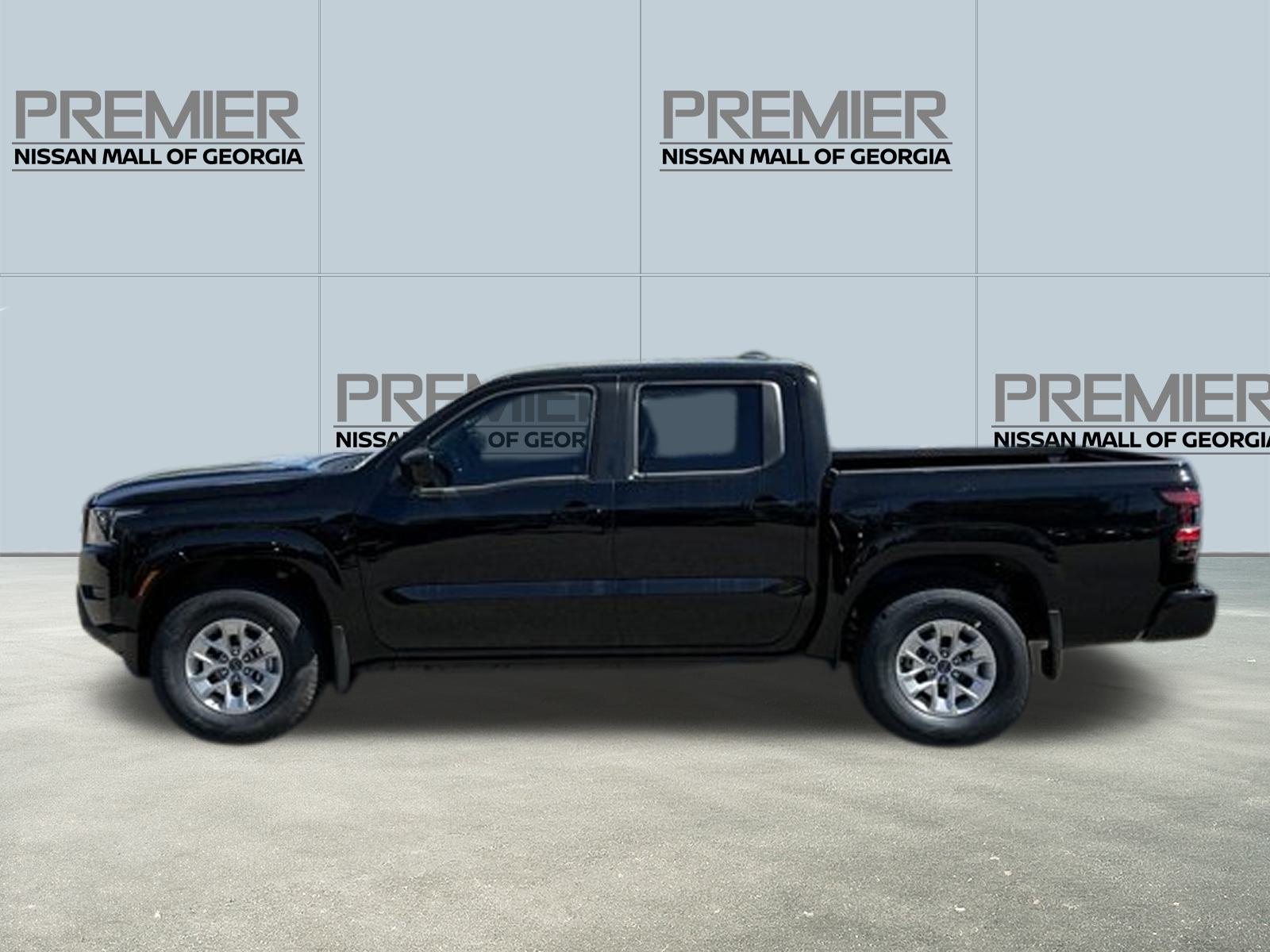 2024 Nissan Frontier SV 2