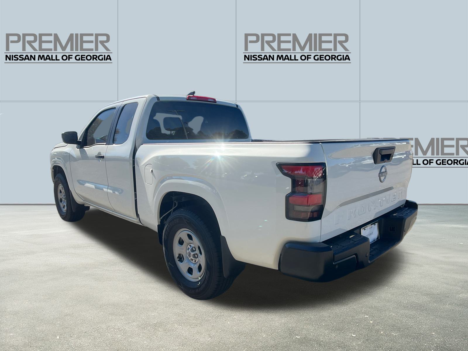 2024 Nissan Frontier S 8