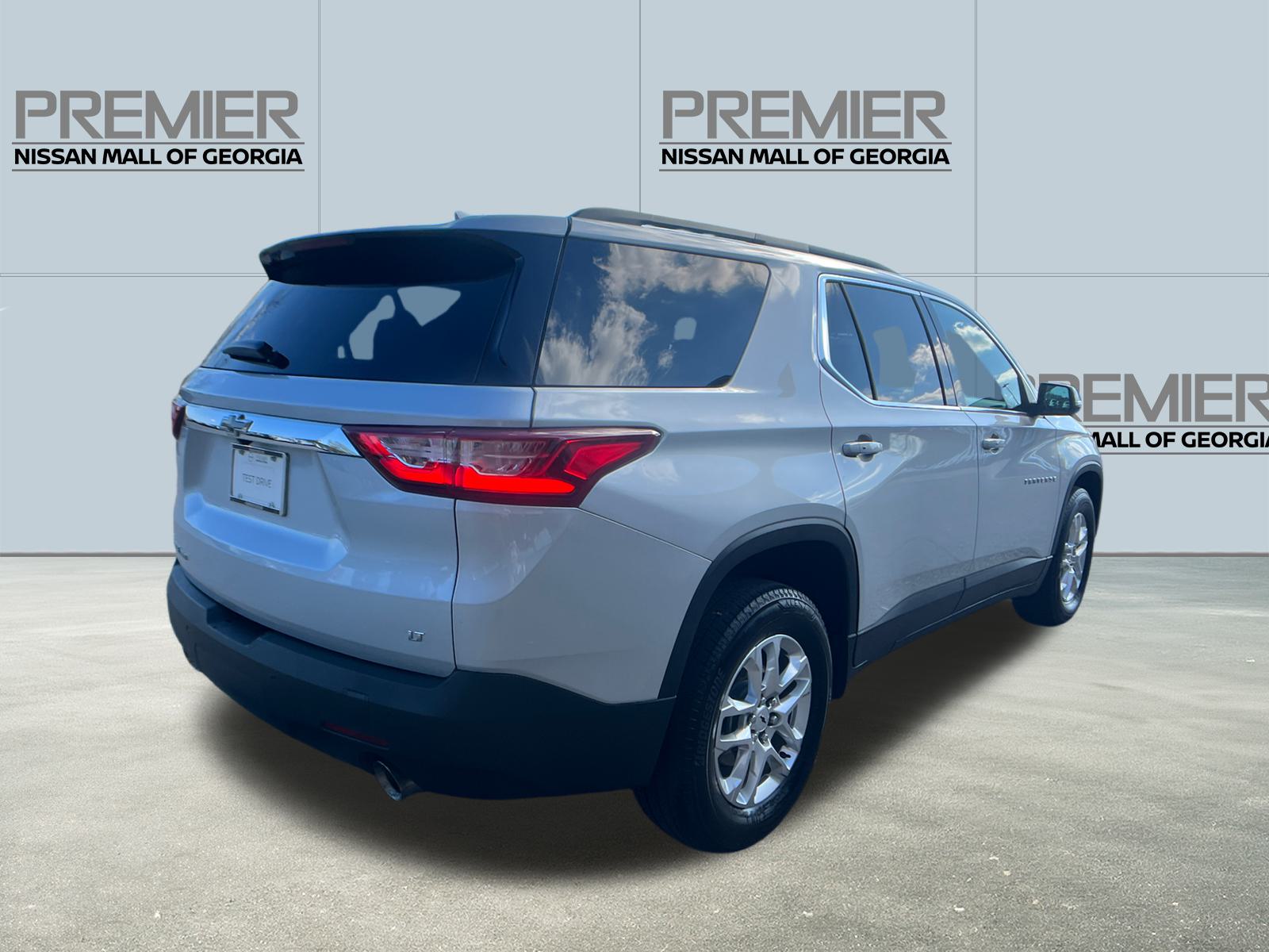 2021 Chevrolet Traverse LT Leather 4