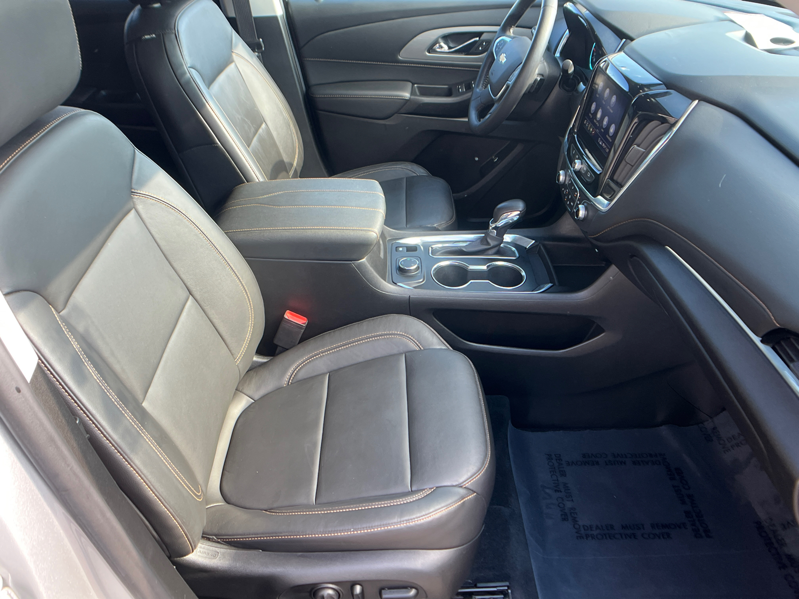 2021 Chevrolet Traverse LT Leather 14