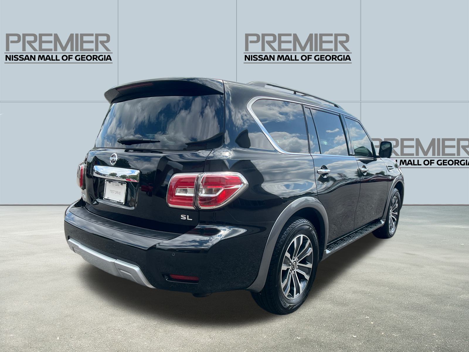 2017 Nissan Armada SL 5