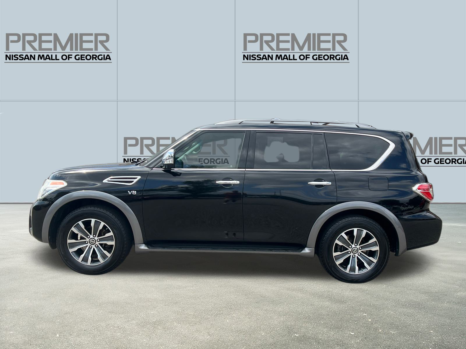 2017 Nissan Armada SL 8