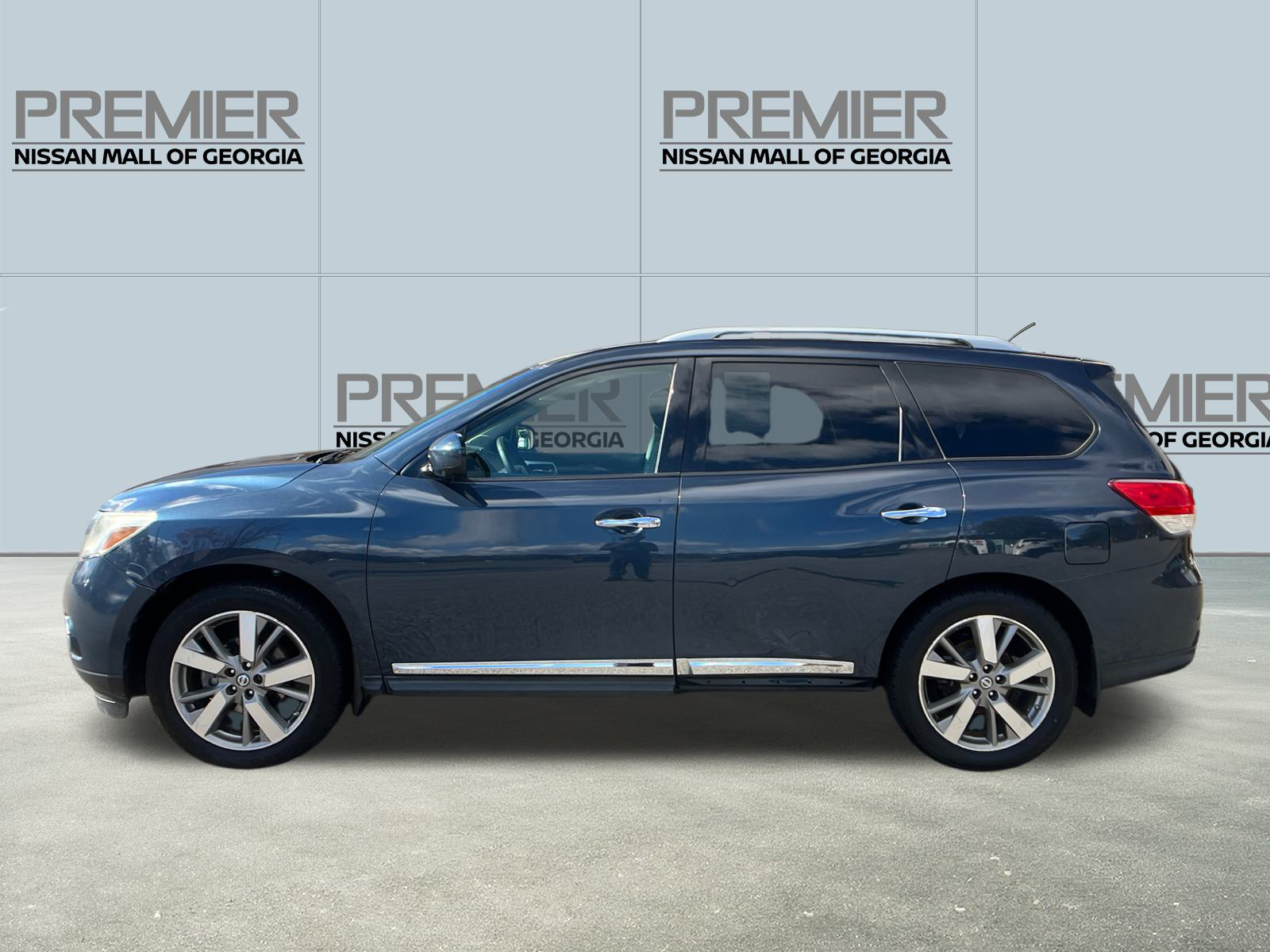 2013 Nissan Pathfinder Platinum 8