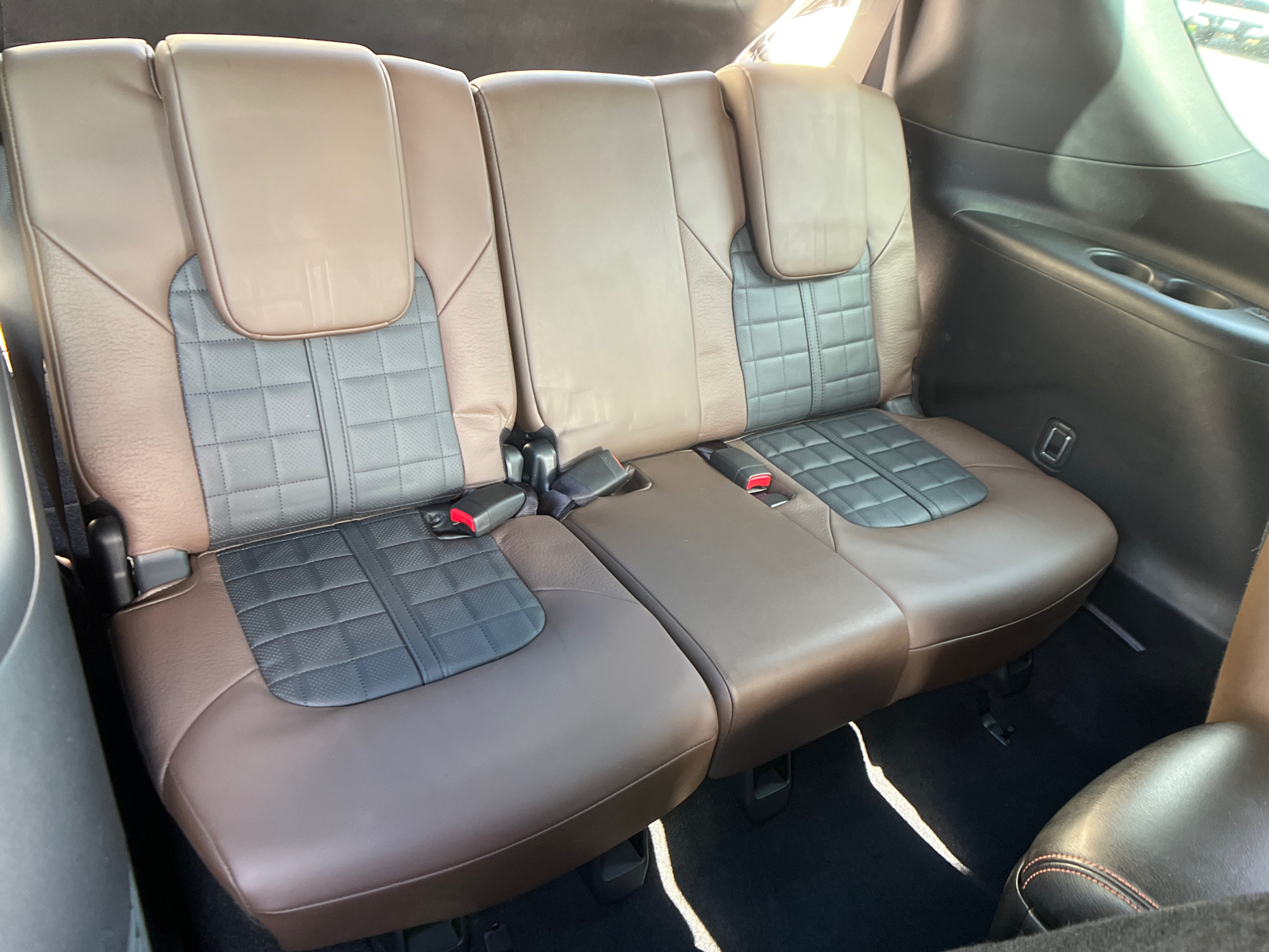 2018 Nissan Armada Platinum 19