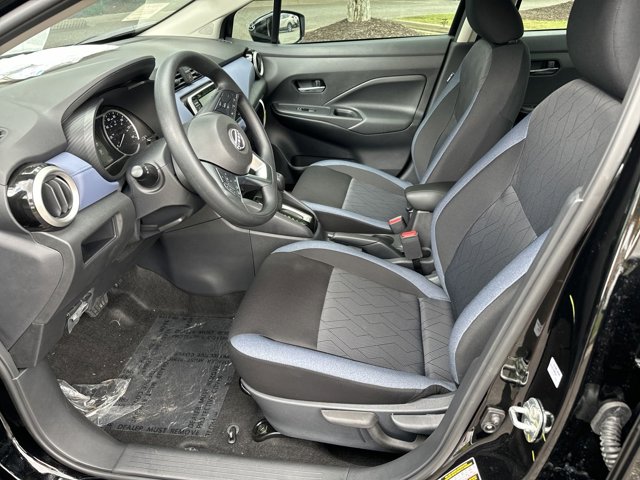 2024 Nissan Versa 1.6 SV 8