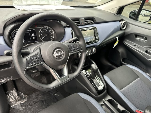 2024 Nissan Versa 1.6 SV 15